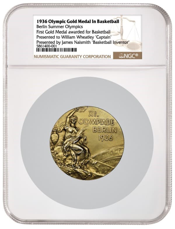 1936_OlympicGoldMedalBasketball_Berlin_FirstGoldMedalAwarded_5861400-001 (1) TB20200512124103164.jpg